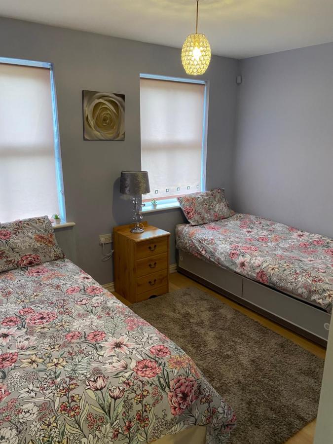 Bambz Apartment 3 แมนเชสเตอร์ ภายนอก รูปภาพ